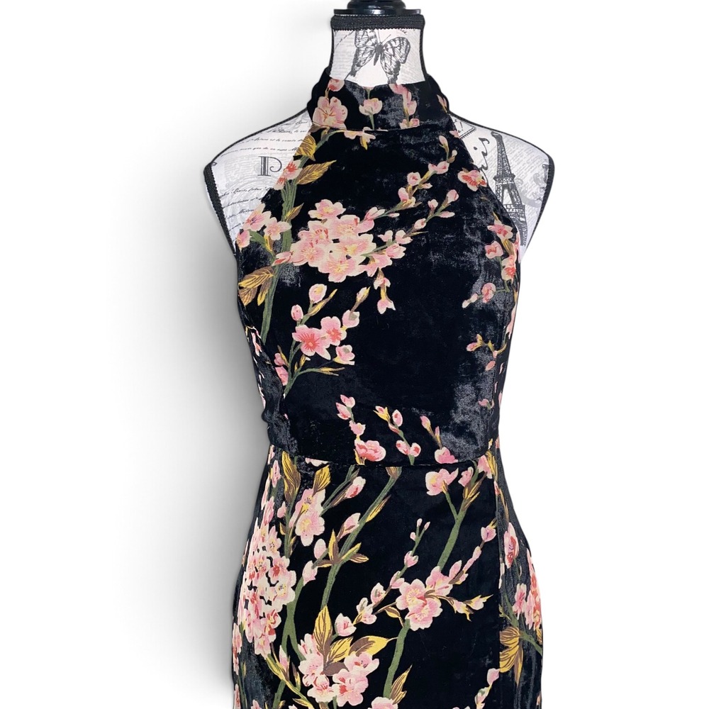 Lulus Maxi Dress Womens M Black Floral Velvet Halter Open Back Wedding Victorian